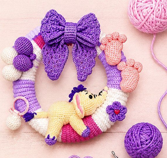 Une couronne de naissance sur mesure, cadeau unique pour accueillir bébé
